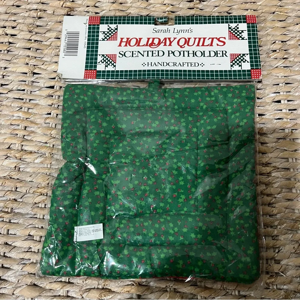 Vintage Sarah Lynn's‎ Holiday Quilts Scented Potholder hand crafted Pine Wreath